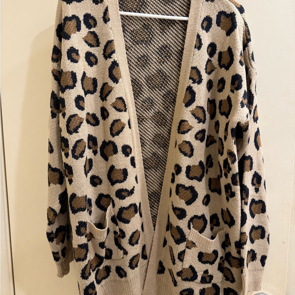 Carly Jean Los Angeles Leopard Print Open Front Cardigan Sweater